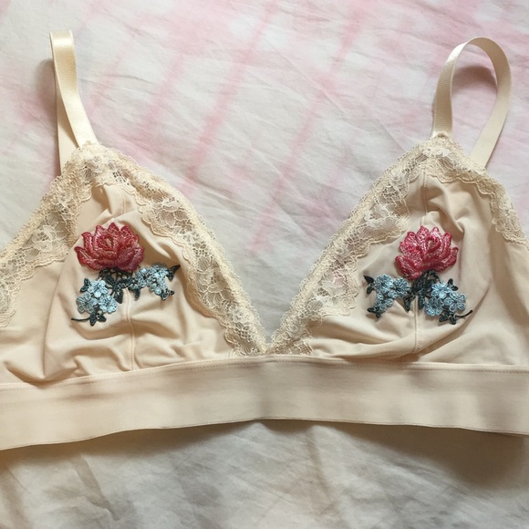 Urban Outfitters Other - Cream with roses bralette